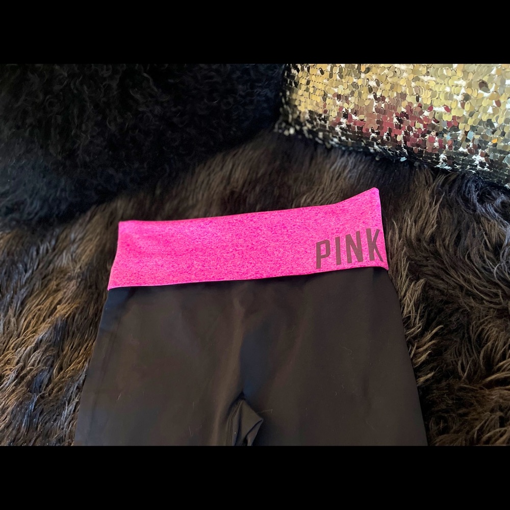 Victoria’s Secret PINK fold over waist capri yoga leggings